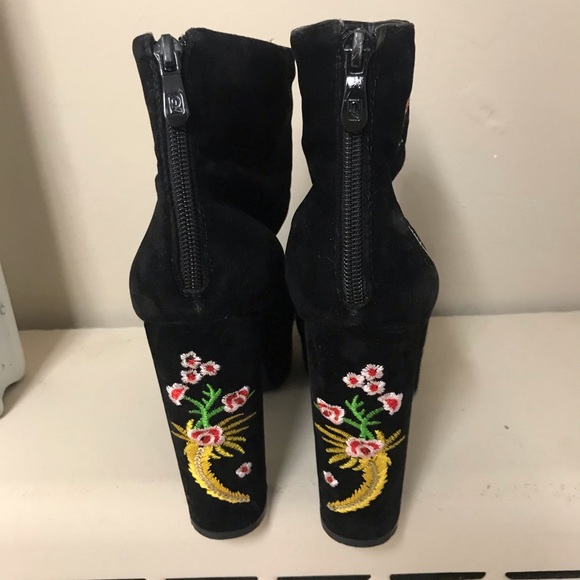 BooHoo Platform Velvet Dragon Embroidered Booties - Picture 7 of 15